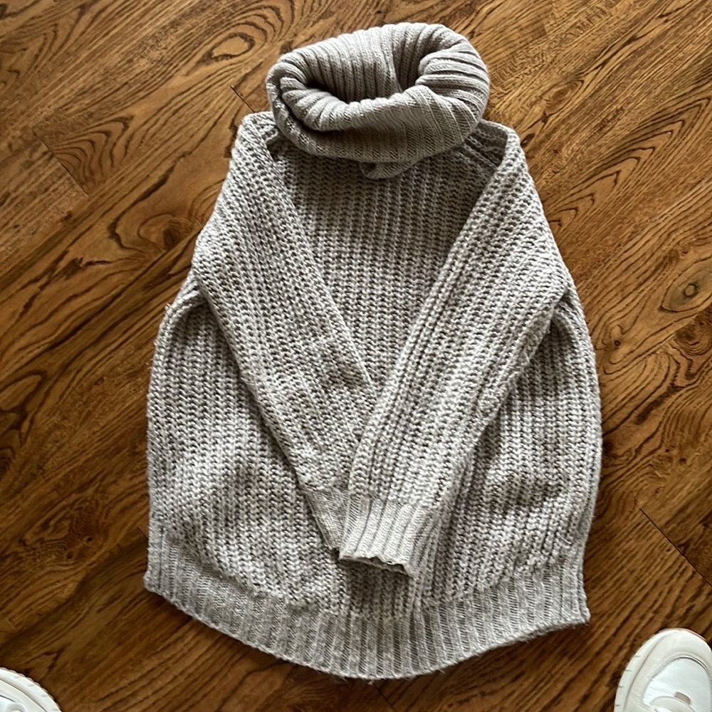 Cozy sweater-Oversized. Acrylic/Cotton blend
